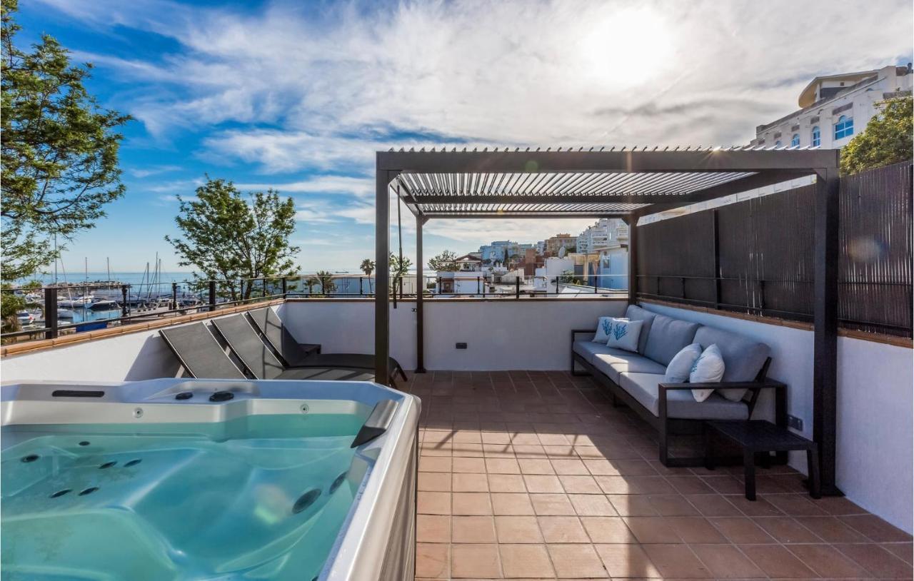 Gorgeous Home In Marbella With Kitchen Luaran gambar